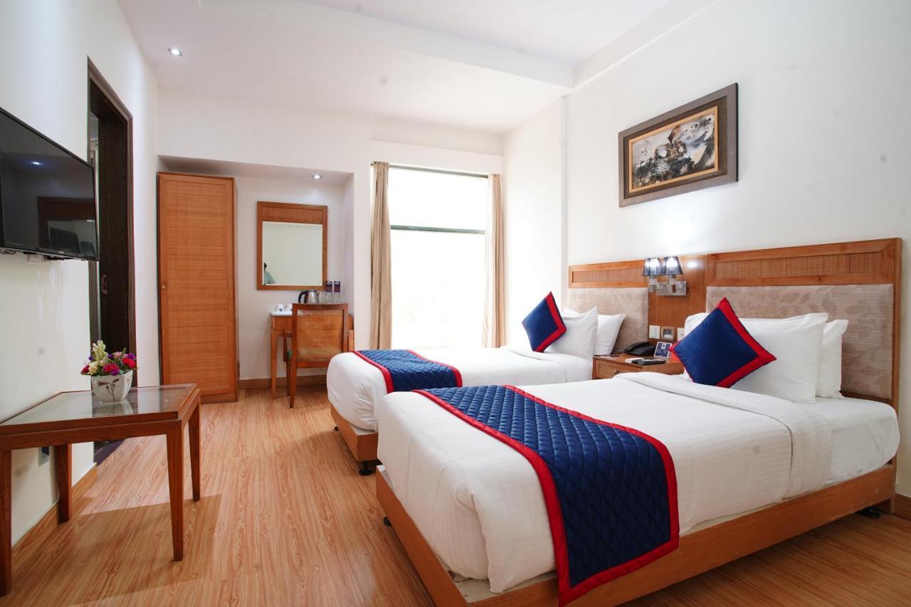 Zip By Spree Hotels Delhi Greater Kailash Neu-Delhi Exterior foto